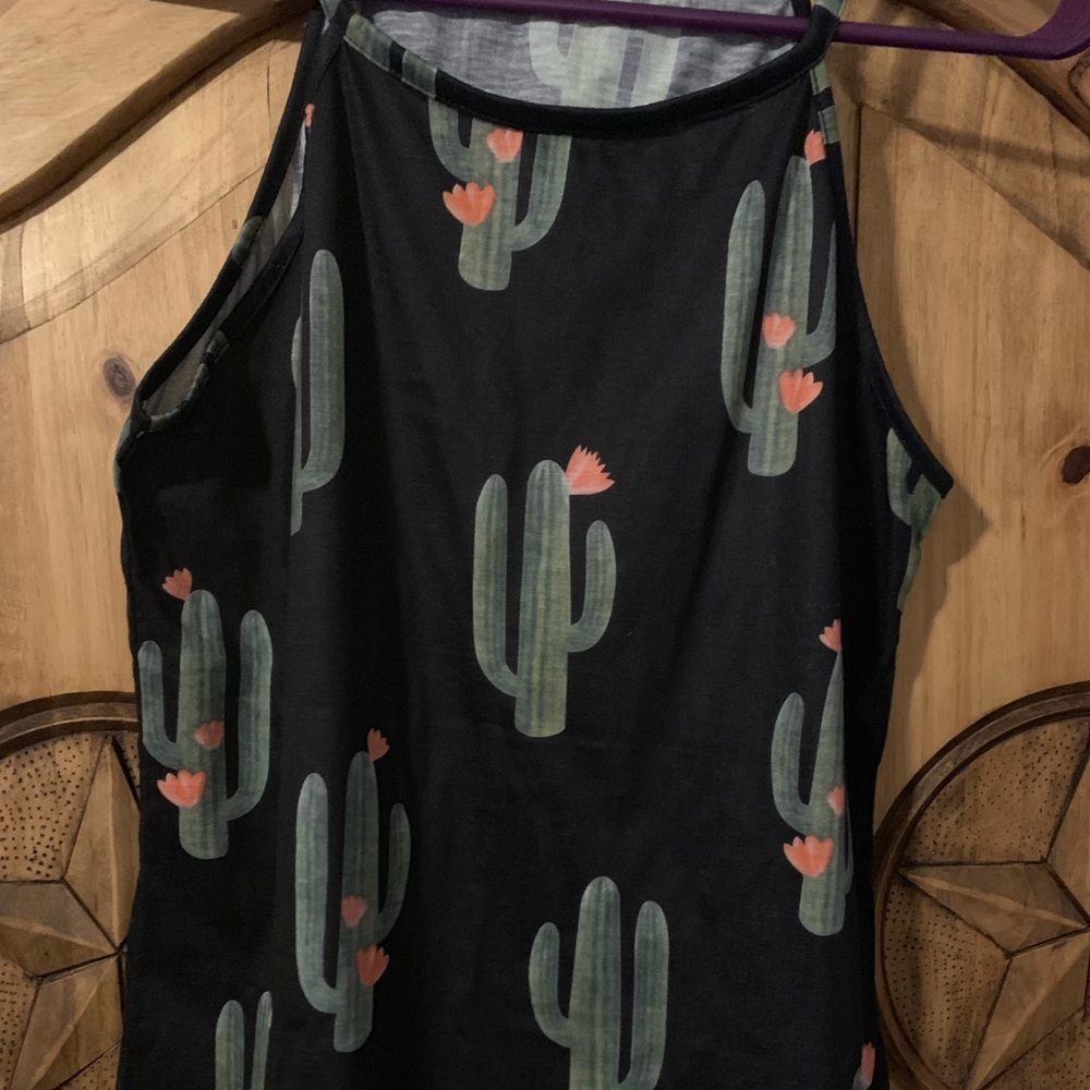 ⚡️FLASH SALE 5$⚡️Boutique cactus 🌵 tank!!!